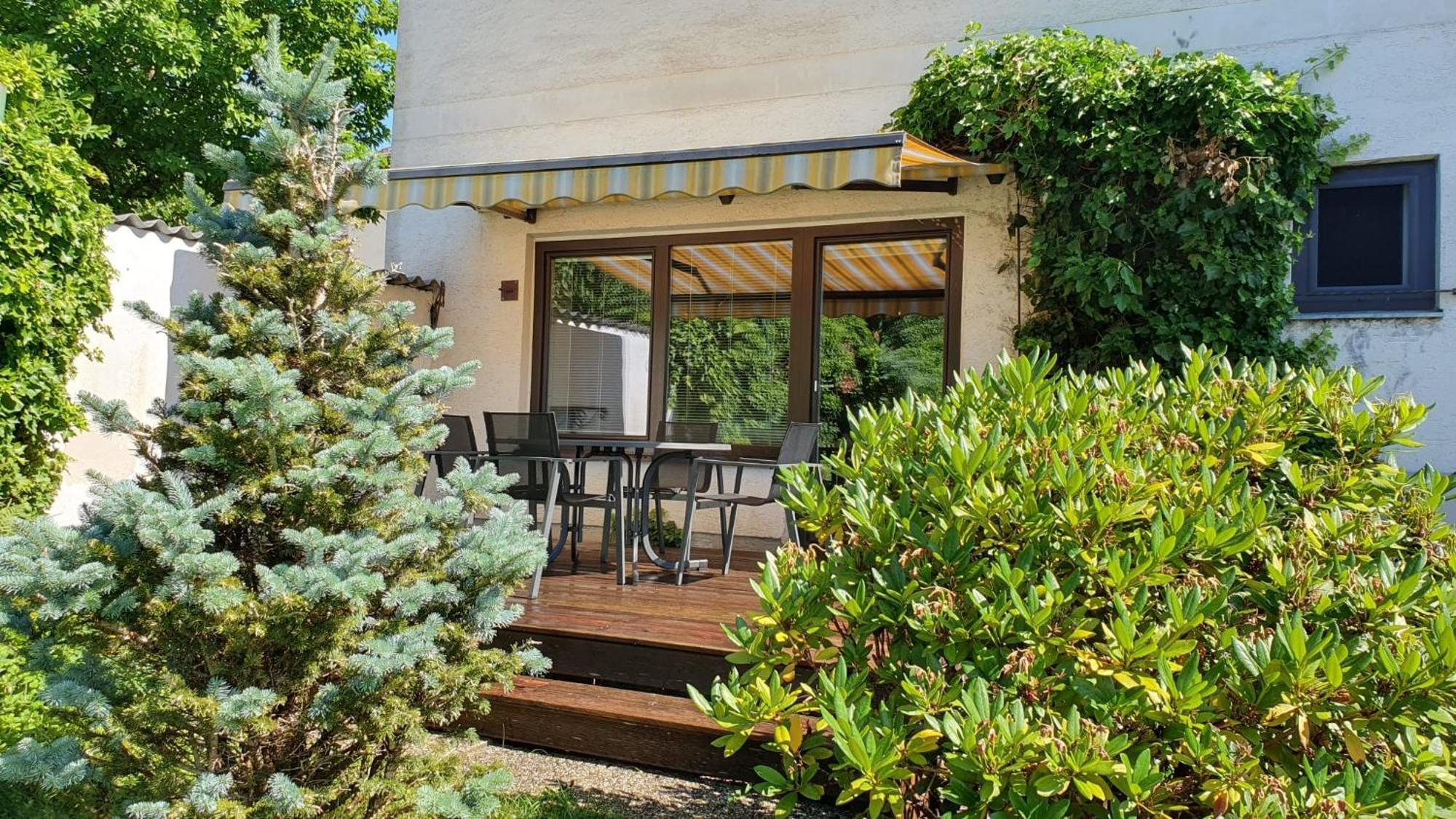 Gasthof Gruener Baum Kirchberg am Wechsel Exterior photo